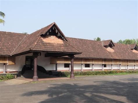 Travancore Palace - Cheapest Prices on Hotels in Alleppey - Free ...