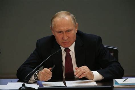 Is Vladimir Putin the World's Richest Person? Congress Sets Out to Find ...