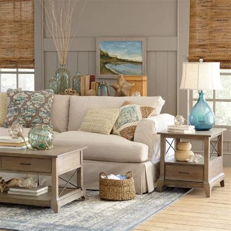 17 Neutral Coastal Living Room Designs & Decor Ideas