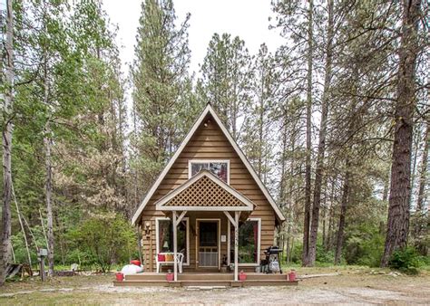 Cabin Getaway near Plain, Washington