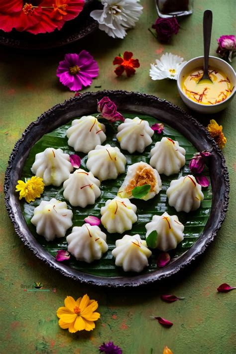 Ukadiche Modak Recipe - Binjal's VEG Kitchen