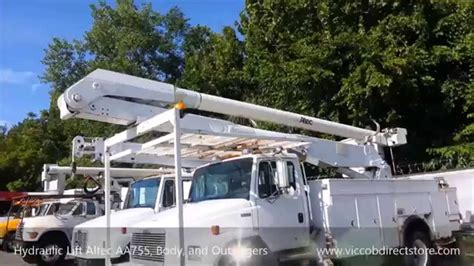 Boom Lift Altec AA755 1998 60 ft with Outriggers and Body - Inspection || Check out this ...