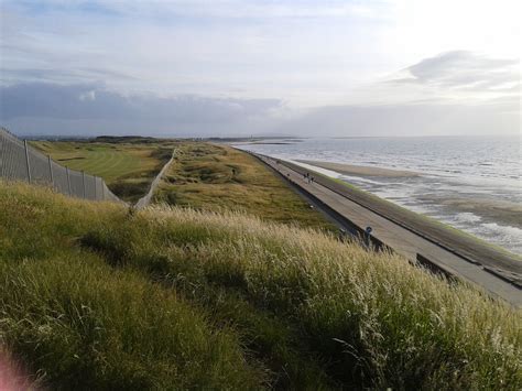 Wallasey Beach - Photo "The Dune" :: British Beaches