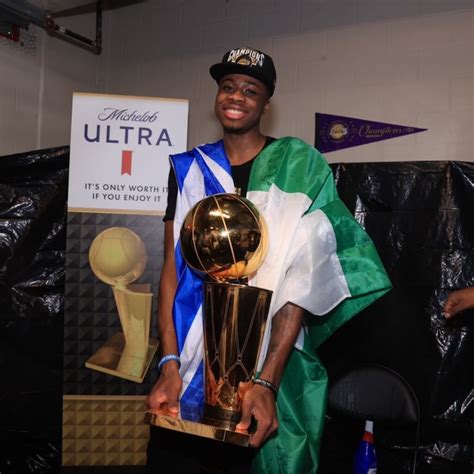 Kostas Antetokounmpo Arrives In Athens After Lakers NBA Championship ...