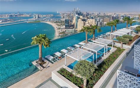 17 Best Rooftop Pools in Dubai [2024 UPDATE]