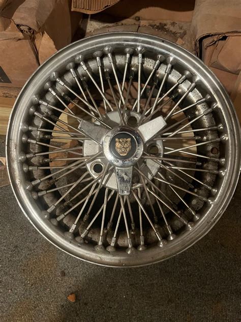 Dayton Spoke Wheels (B-MG) | EstateSales.org