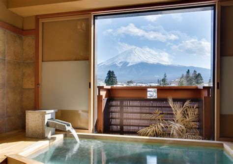 Best Onsen Ryokans near Mount Fuji, Japanese Hot Spring Hotels in Hakone