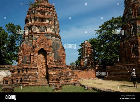 Ayutthaya Historical Park Stock Photo - Alamy