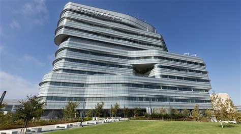 UCSD Health $943 Million Jacobs Medical Center Open for Business - HCO News