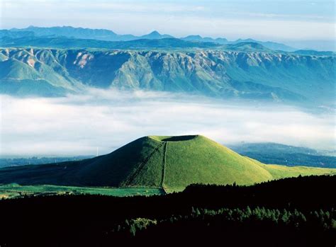 Fully enjoy the great nature of Mt. Aso! Special edition of Mt. Aso ...