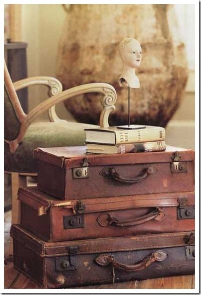 Decorating with suitcases | Suitcase decor, Vintage suitcases, Old suitcases