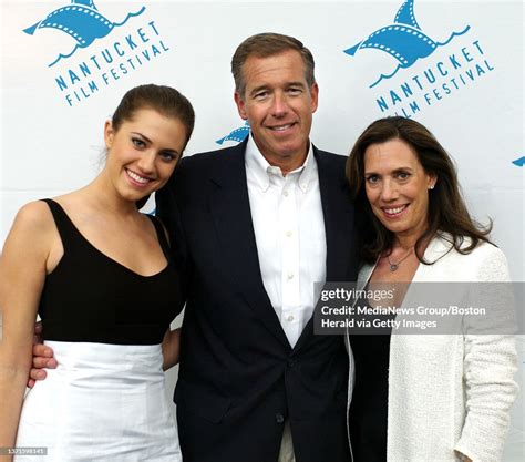 From left, Allison Williams, daughter of news anchor Brian Willams ...