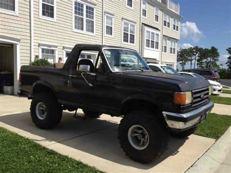 Find used 1987 Ford Bronco Lifted with 37" wheels in Millsboro, Delaware, United States