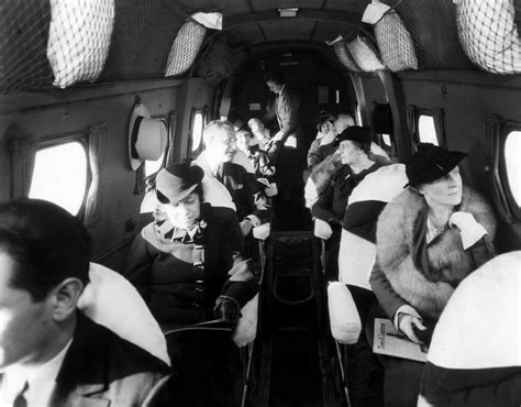 Interior Of United Airlines Plane Photograph by Everett - Pixels