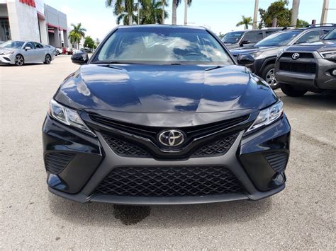 Pre-Owned 2018 Toyota Camry SE 4dr Car FWD