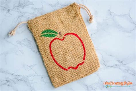 Free Printable Apple Gift Tags | Apple gifts, Gift tags, Free printables