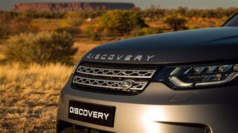 2021 Land Rover Discovery Details Emerge, Mild Hybrid Planned