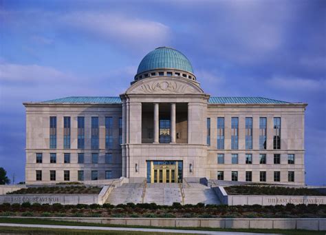 Iowa Judicial Branch Building | Accidentally Wes Anderson