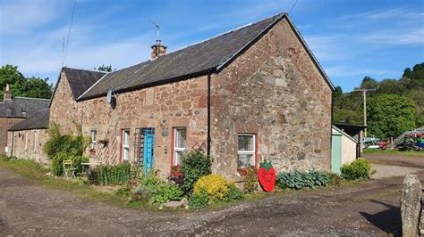 Berry View - Idyllic cosy cottage on berry farm, Blairgowrie (updated prices 2024)