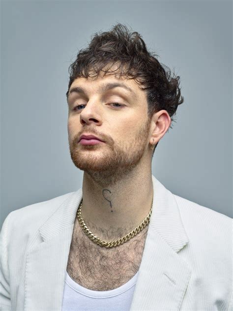 MusikBlog - Tom Grennan - Little Bit Of Love - Neue Single | Toms ...