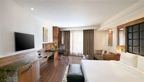 Book Hotels near the Delhi Airport | Radisson Blu