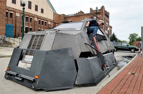 TV Storm Chaser Sean Casey brings his Tornado Intercept Vehicle to ...