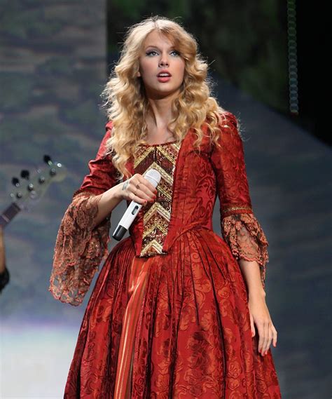Taylor Swift Love Story Dress Fearless Tour
