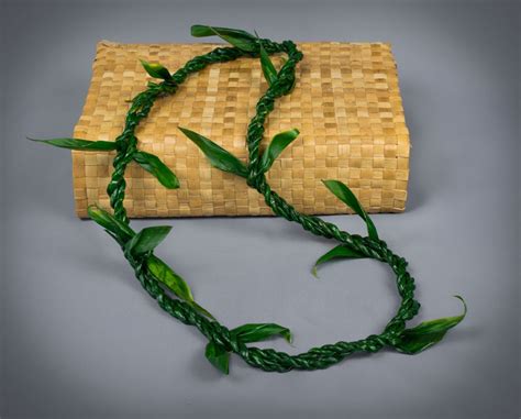 Ti Leaf Lei - Double - Puna Ohana Tropical Flowers & Leis