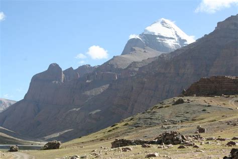 Mount Kailash - Spiritual Significance, Trekking, Parikrama, best time