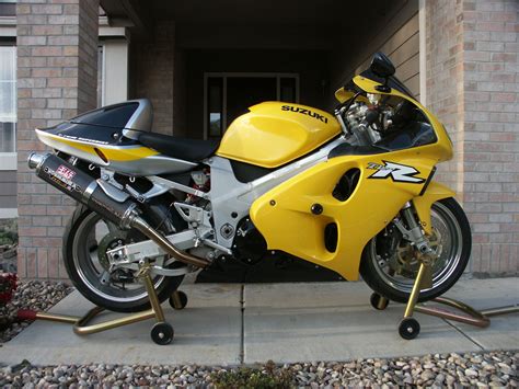 2000 Suzuki TL1000R | Suzuki bikes, Suzuki gsxr, Sport bikes