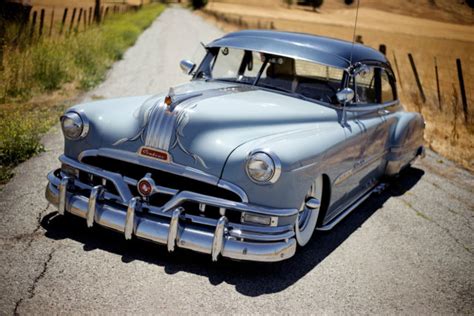 a mild CUSTOM 1951 PONTIAC CHIEFTAIN deluxe 2-door BOMB [make offer]