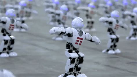 Italy Telecom Company Breaks Guinness World Record for the Most Robots Dancing Simultaneously