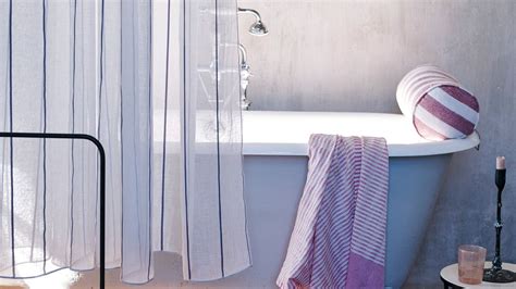 How to get rid of shower curtain mold and mildew: for a healthy bathroom | Homes & Gardens