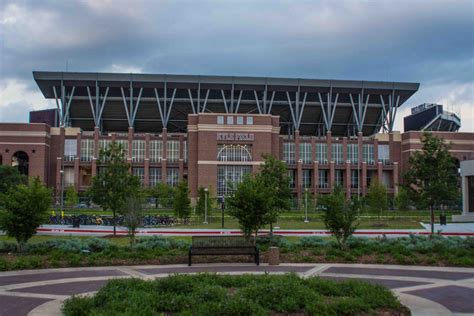 Kyle Field Renovation – Structural & Steel Products