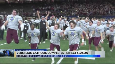 Vermilion Catholic football completes undefeated championship season