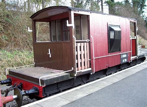 Standard BR 20 ton Brake Van № B951805 | Northampton & Lamport Railway