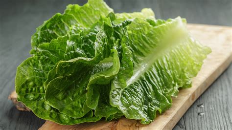 Some romaine lettuce is safe to eat ... but only if you know its origin ...