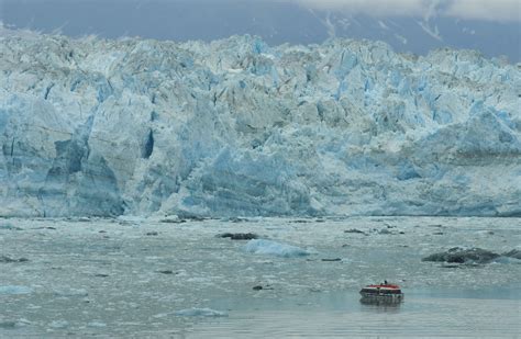 Hubbard Glacier in Yakutat Bay, Alaska