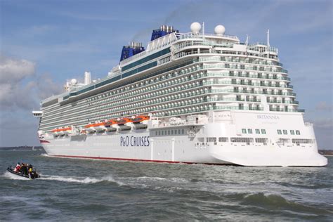 P&O Britannia Pictures and Video Southampton Arrival - Tips For Travellers