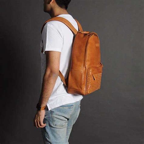 Handmade Personalized Everyday Leather Backpack Fits 15" MacBook Pro | Gadgetsin