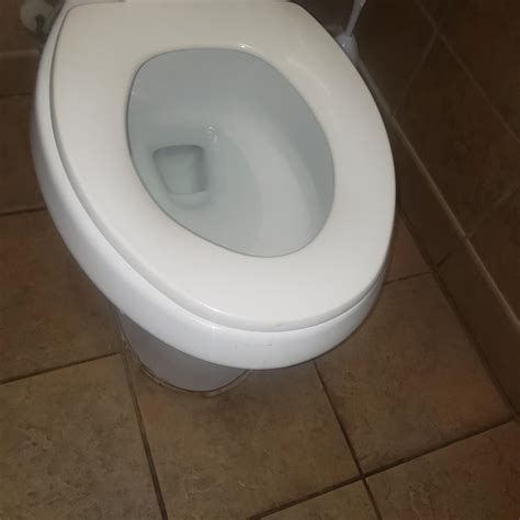 Bad toilet design : r/BadDesigns