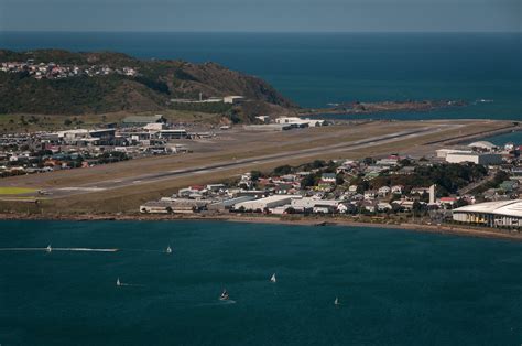 Wellington Airport - Ed O'Keeffe Photography