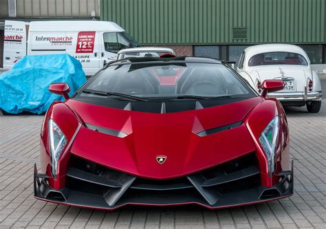 Lamborghini Veneno Roadster | 1 of 9 750 HP Price 3,3€ Mio. … | Flickr