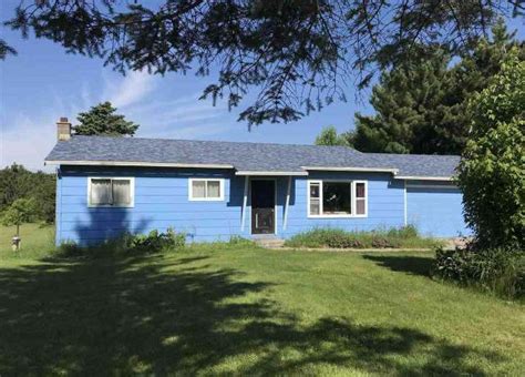 Camp Douglas Homes for Sale: Camp Douglas, WI Real Estate | Redfin