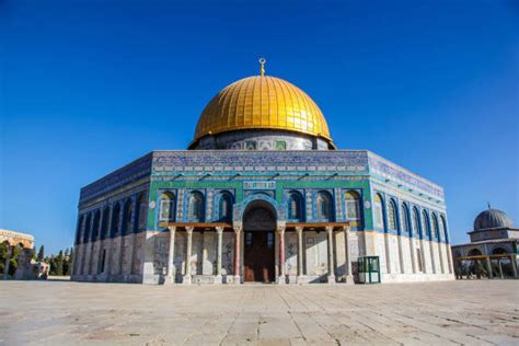 Al Aqsa Mosque Stock Photos, Pictures & Royalty-Free Images - iStock