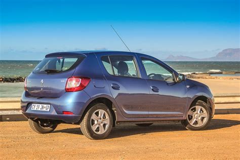 Renault Sandero (2014) Review - Cars.co.za