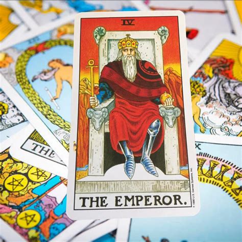 La carta del tarot de la semana: el Emperador (arcano IV) aterriza en ...