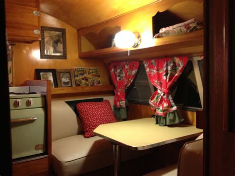 1957 Siesta travel trailer | Vintage trailer interior, Vintage camper ...