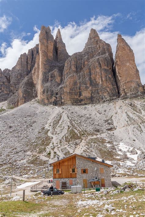 Rifugio Lavaredo on the Tre Cime di Lavaredo trail - Dolomites of Italy ...