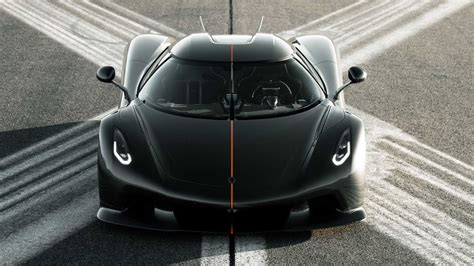 Koenigsegg Teases Jesko Absolut Speed Record Attempts…